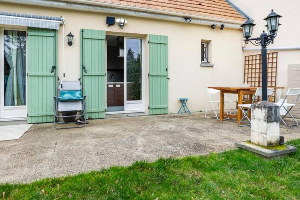 Maison Romantique Entre Deux Fleuves Chez L'Habitant Montereau-Fault-Yonne Exterior photo